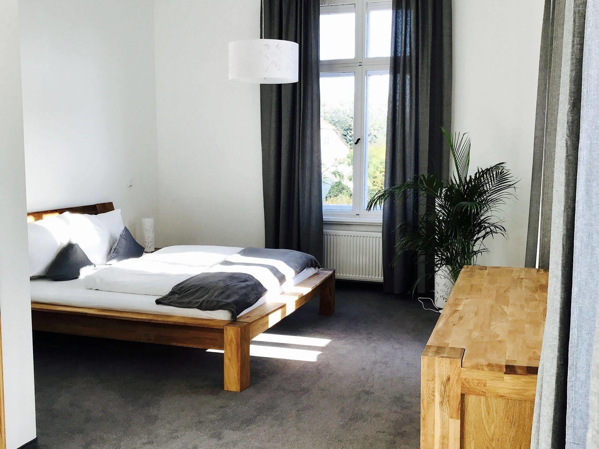 Dein Gutshof Hotel & Ferienwohnungen Görlitz Exterior foto